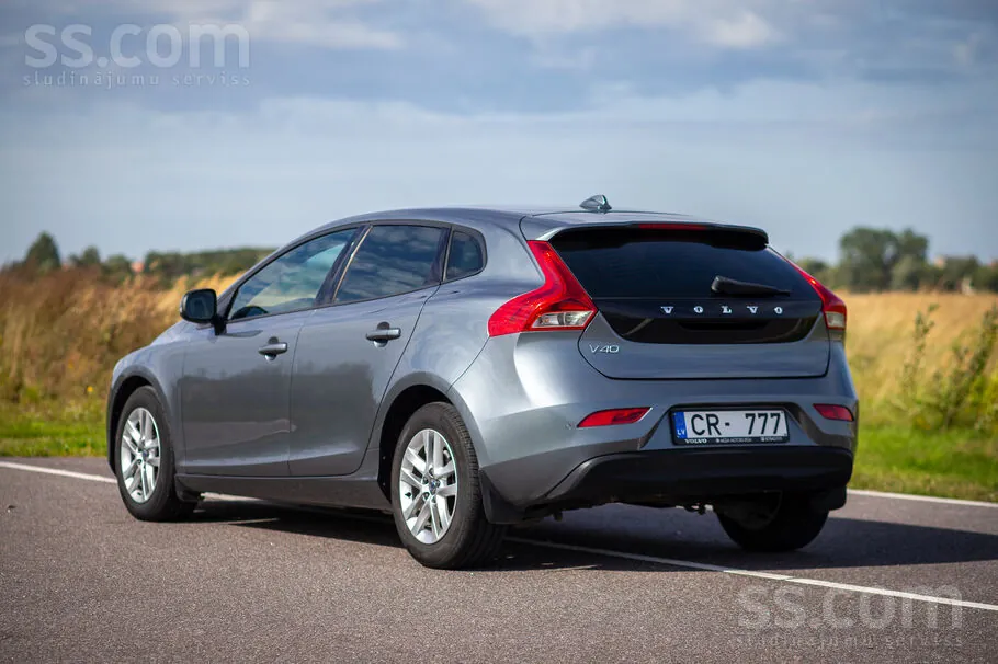 Volvo V40 2016 photo 3