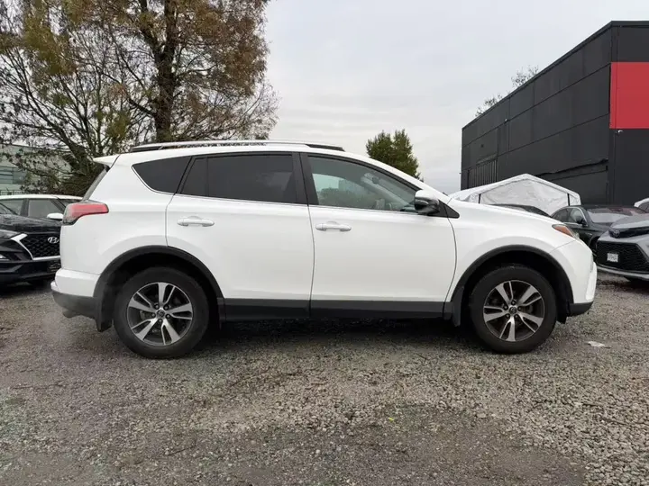 Toyota Rav4 2016 photo 4