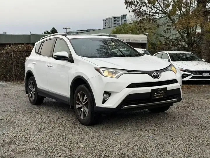 Toyota Rav4 2016 photo 3