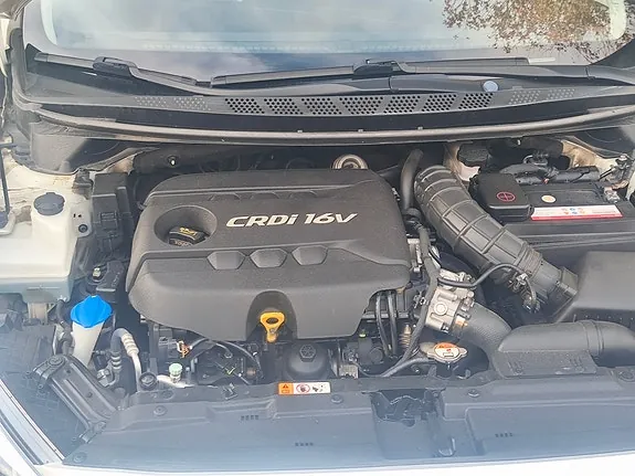 Kia Ceed 2013 photo 4
