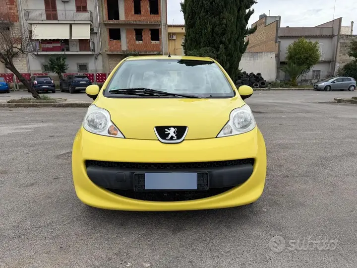 Peugeot 107 2009 photo 2