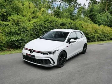 Volkswagen Golf 2024 photo 3