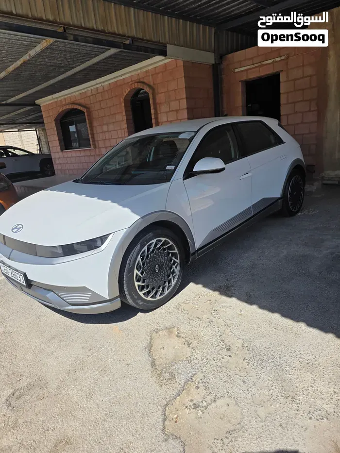 Hyundai Ioniq 5 2022 photo 2
