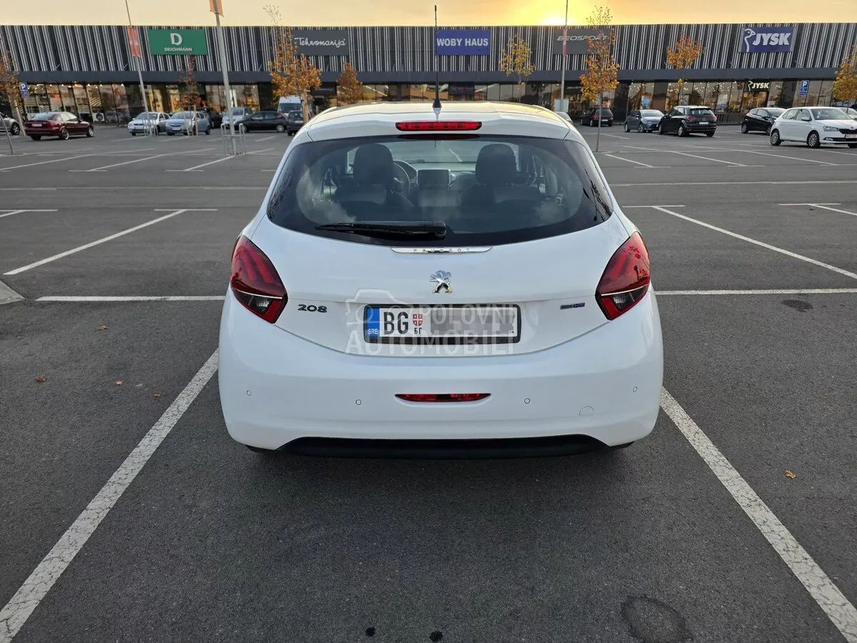 Peugeot 208 2016 photo 4