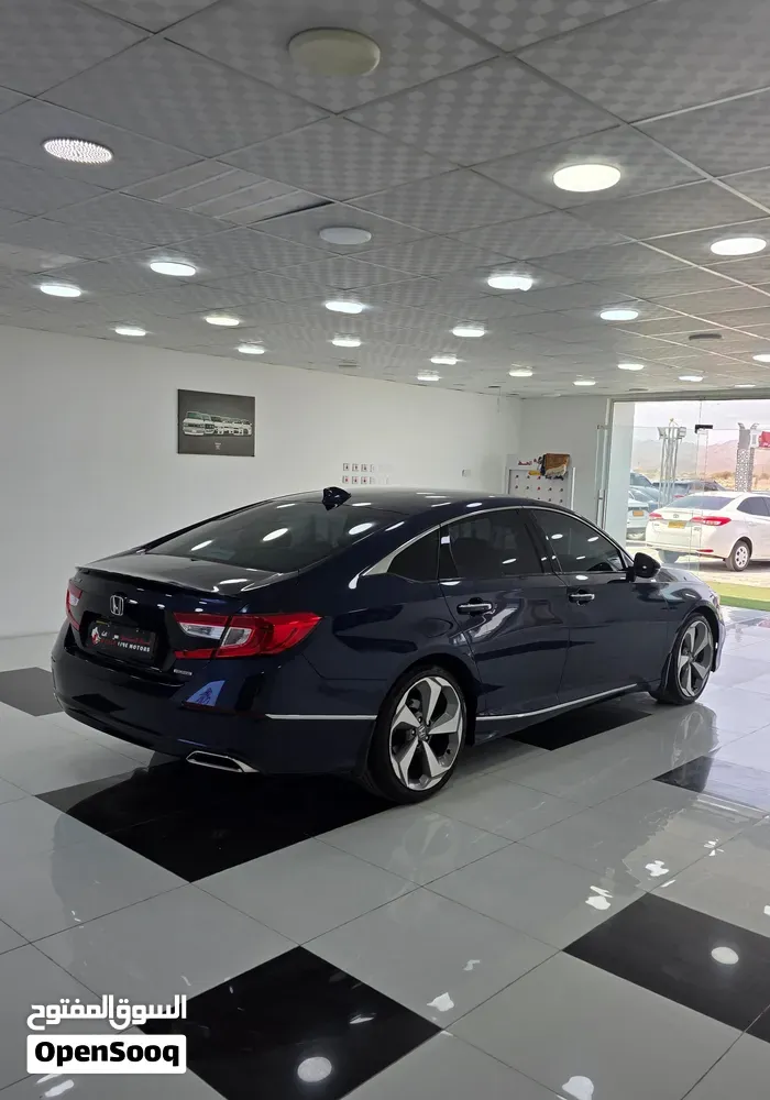 Honda Accord 2018 photo 3