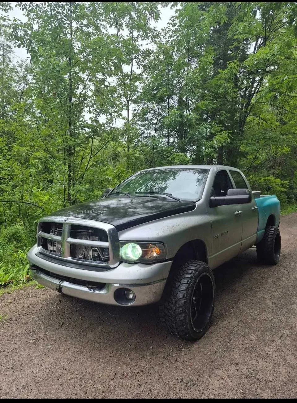 Dodge Ram 2500 2003 photo 2