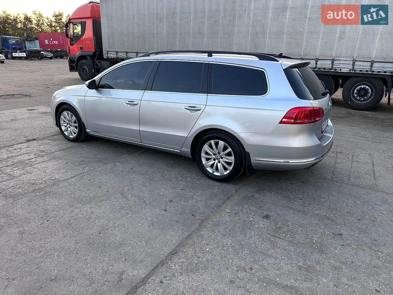 Volkswagen Passat 2012 photo 3