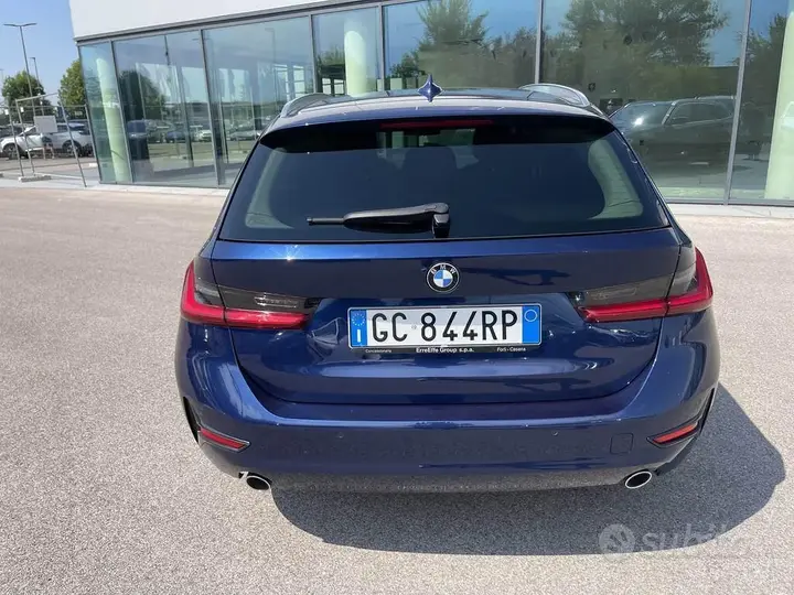 BMW 3 Series 2020 photo 3