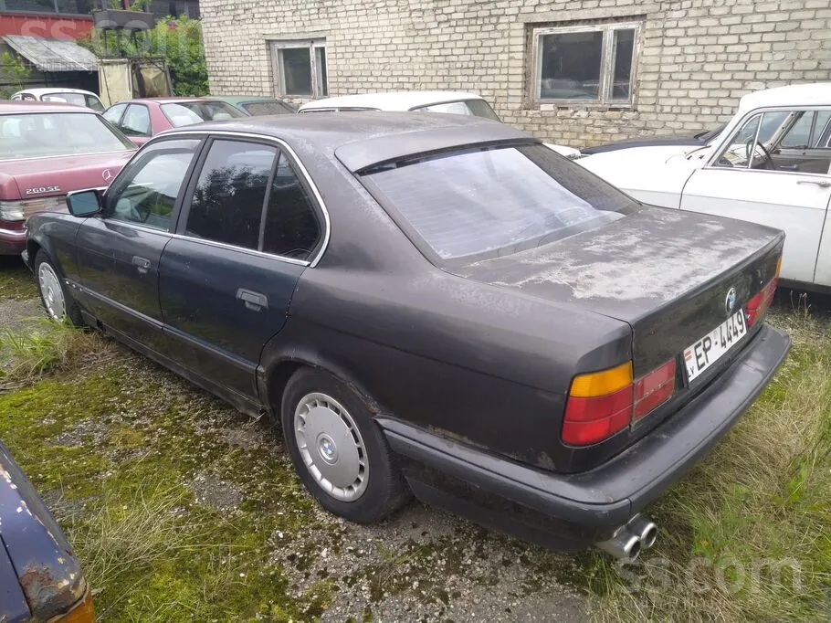 BMW 520 1989 photo 2