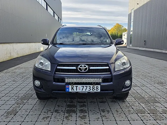 Toyota Rav4 2007 photo 2