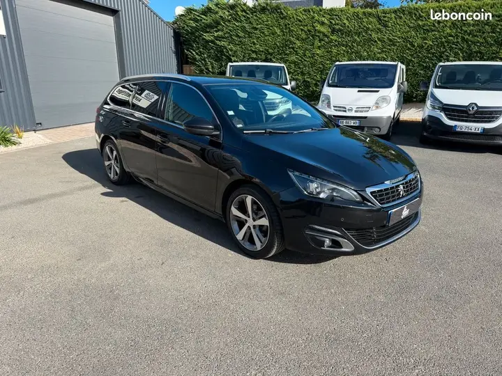 Peugeot 308 2016 photo 2