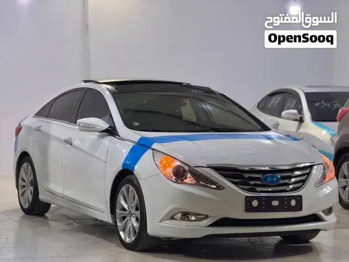 Hyundai Sonata 2012 photo 2