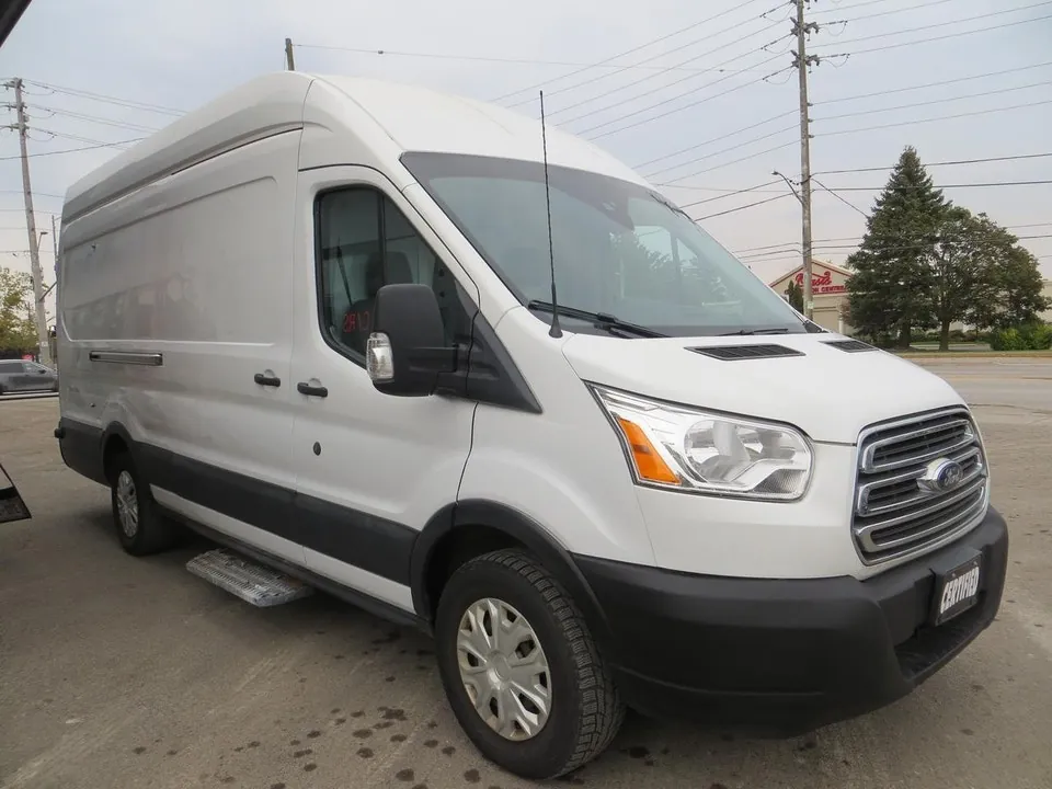 Ford Transit Cargo 2017 photo 4