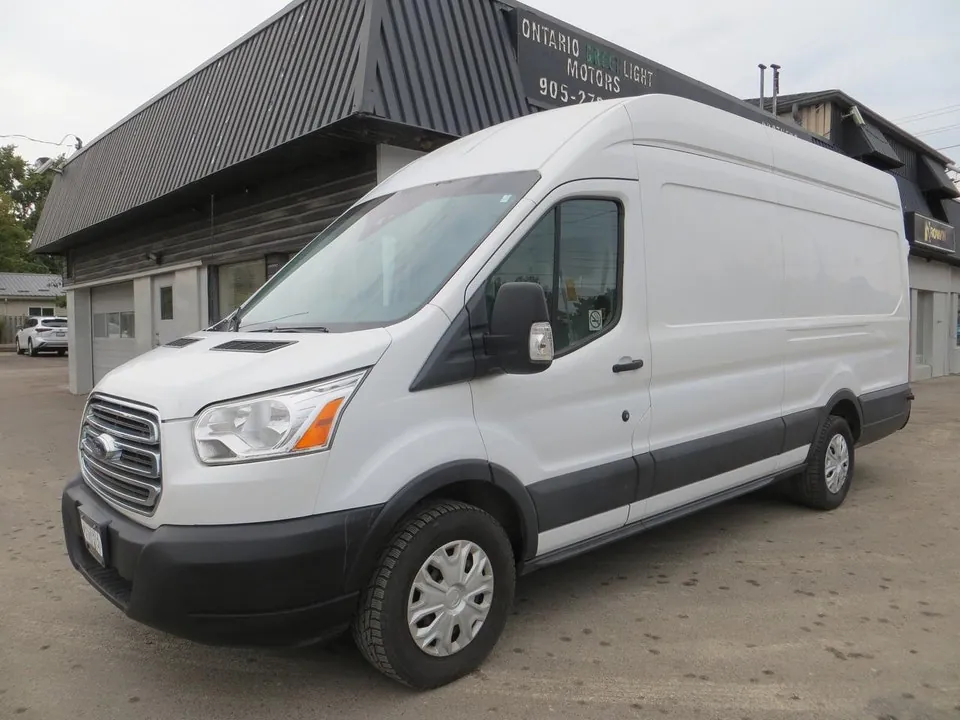 Ford Transit Cargo 2017 photo 2