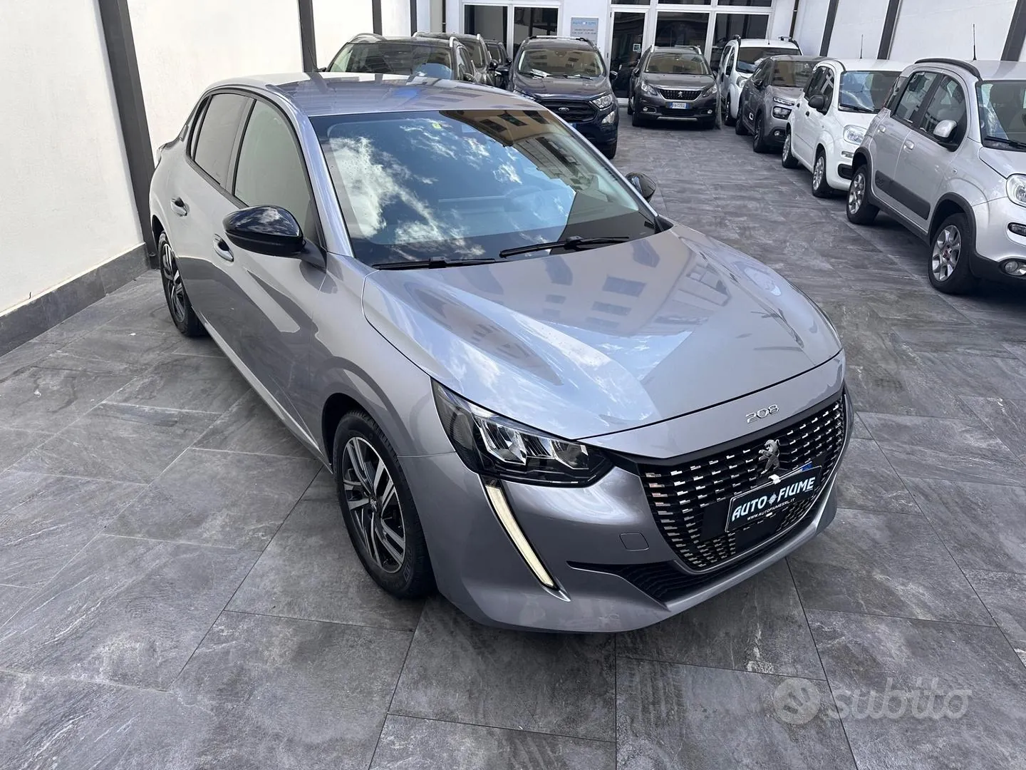 Peugeot 208 2022 photo 3