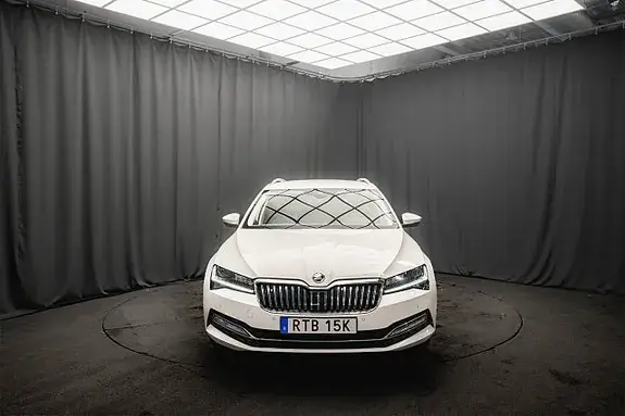 Skoda Superb 2020 photo 3