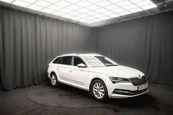 Skoda Superb 2020 photo 4