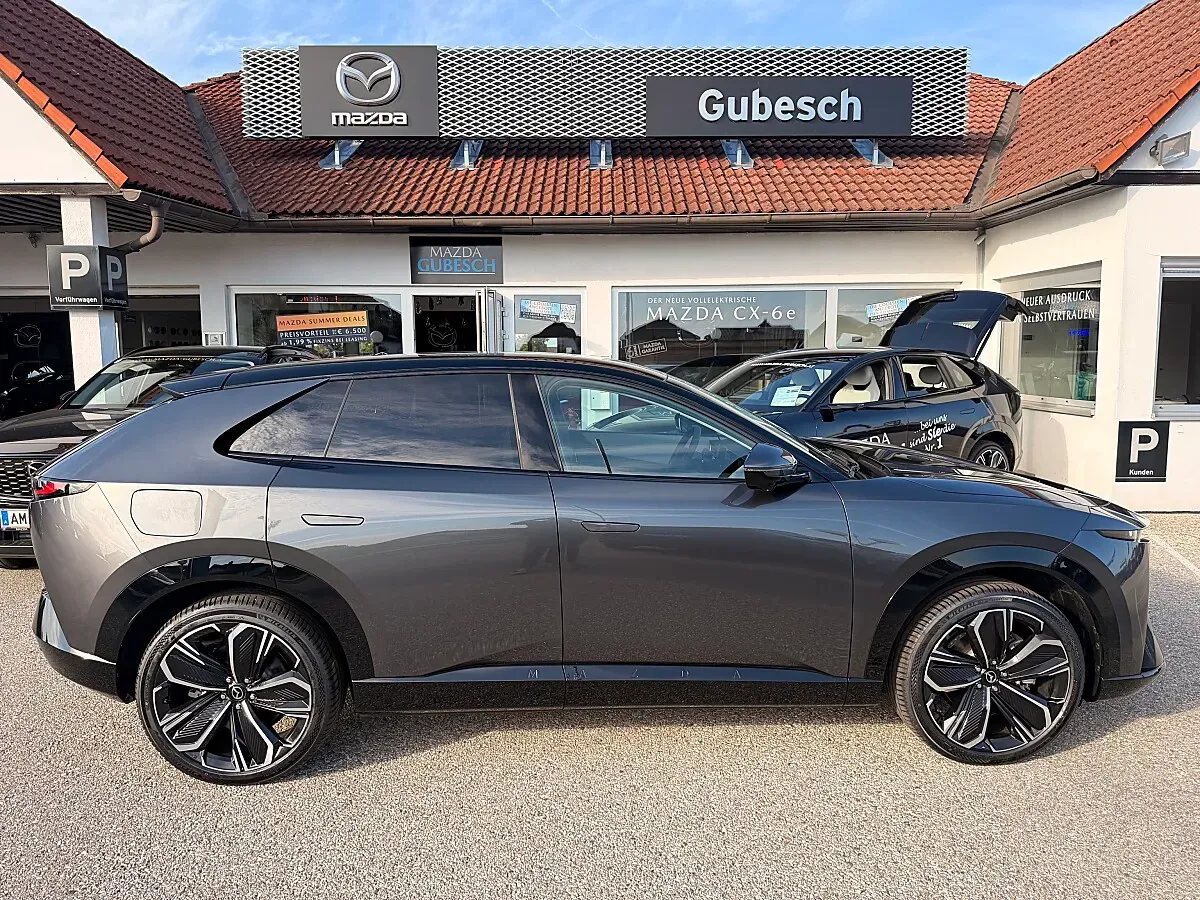 Mazda Cx-6E