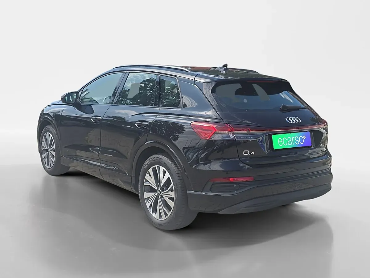 Audi Q4 2022 photo 3