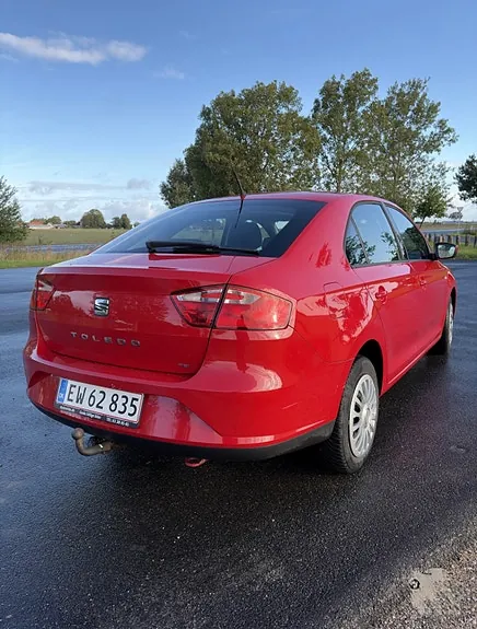 Seat Toledo 2014 photo 4
