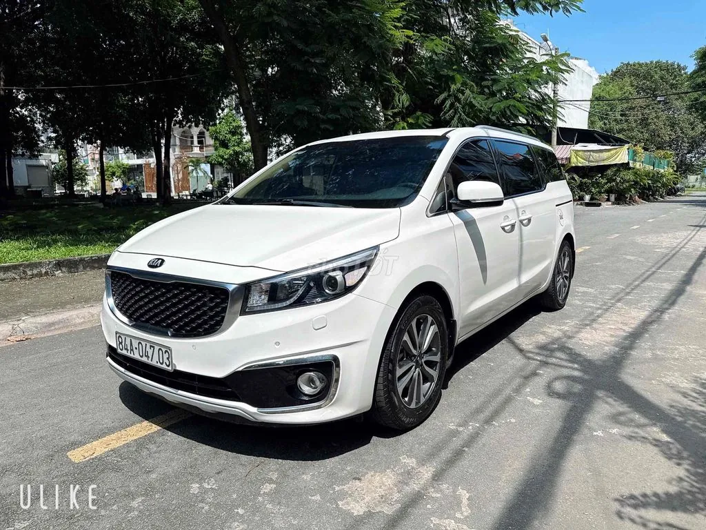 Kia Sedona 2018 photo 3