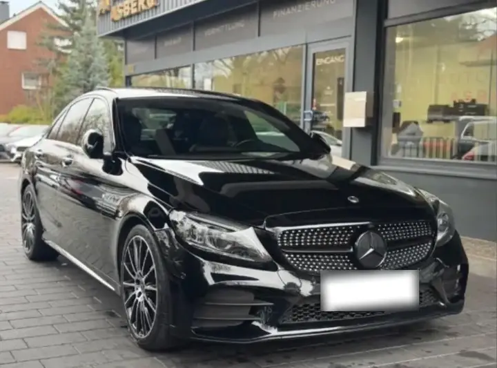 Mercedes-Benz C300