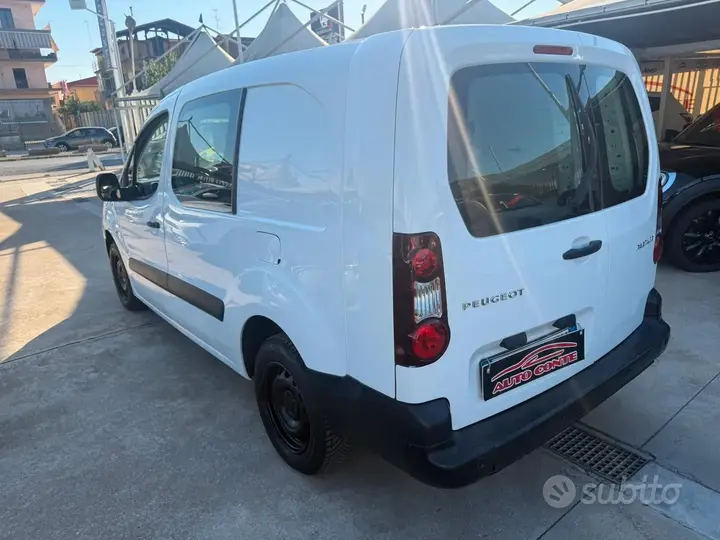 Peugeot Partner 2018 photo 4