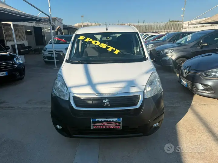 Peugeot Partner 2018 photo 2
