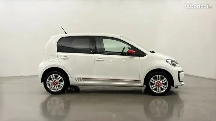 Volkswagen Up 2023 photo 4