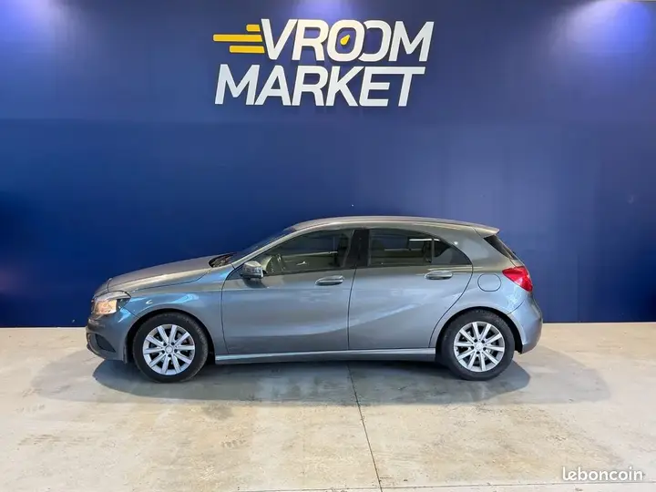 Mercedes-Benz A-Class 2015 photo 4
