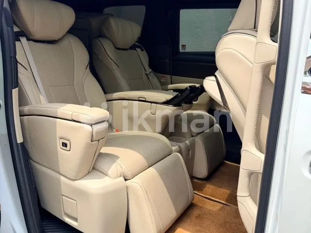 Toyota Alphard 2025 photo 5