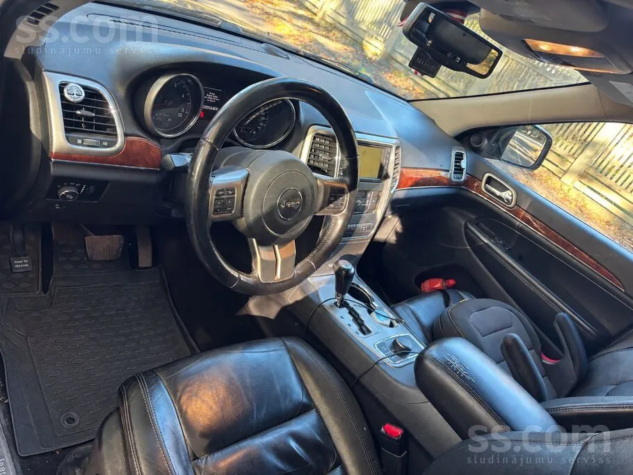 Jeep Grand Cherokee 2012 photo 5