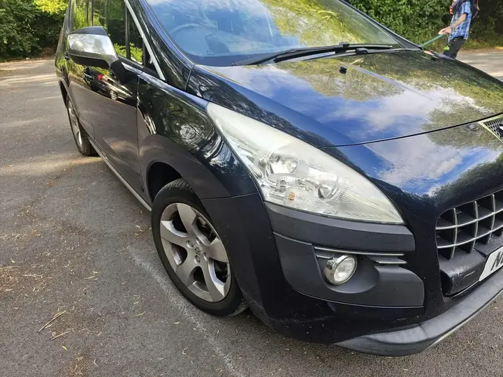 Peugeot 3008 2010 photo 3