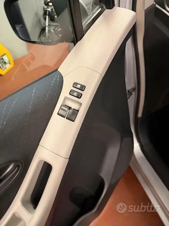 Toyota Yaris 2008 photo 5