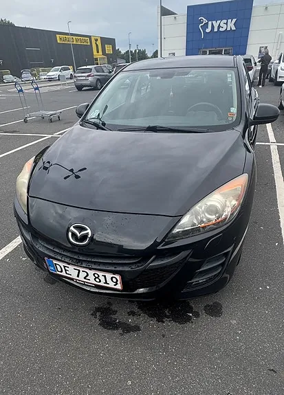 Mazda 3 2011 photo 2
