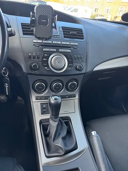 Mazda 3 2011 photo 5