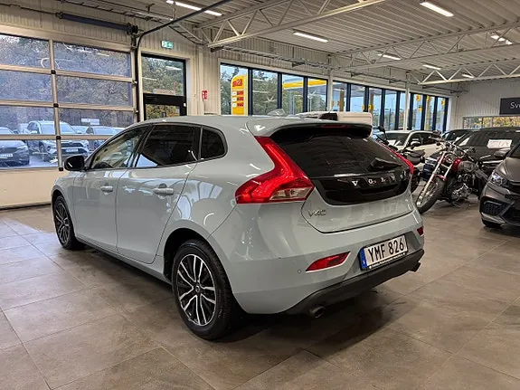 Volvo V40 2018 photo 4