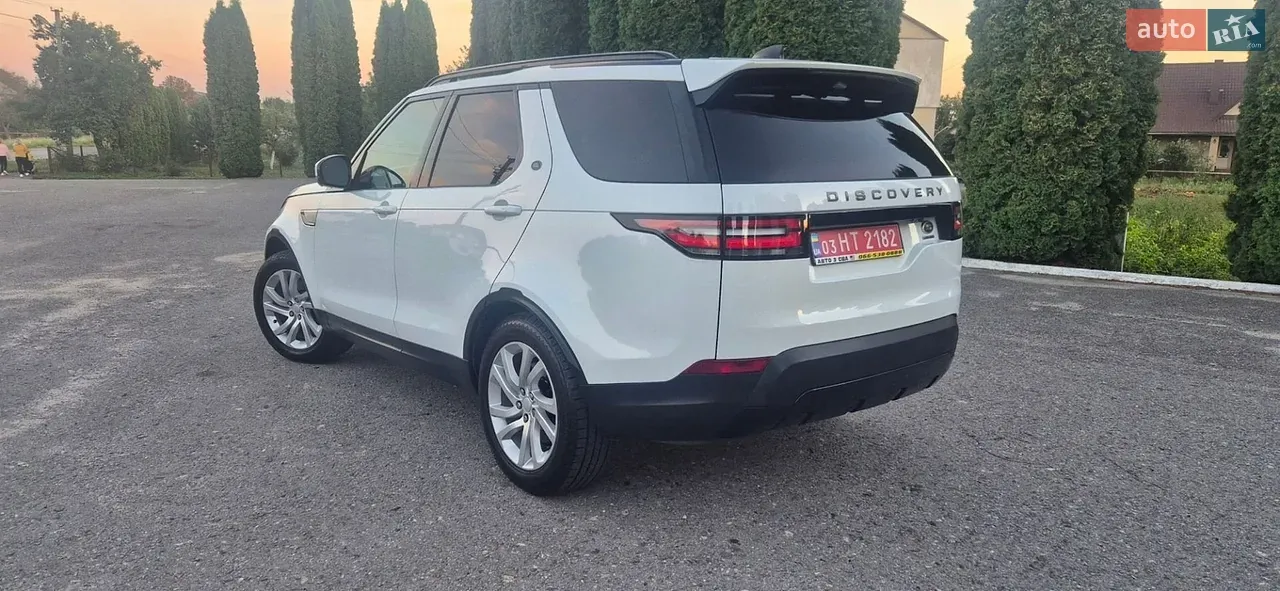 Land Rover Discovery 2017 photo 5