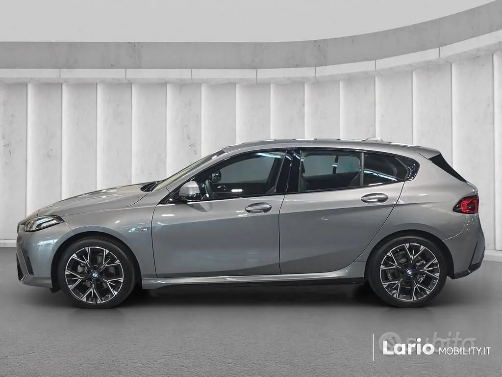 BMW 1 Series 2025 photo 5