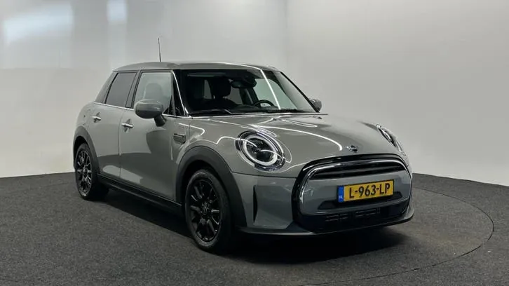 Mini One 2021 photo 3