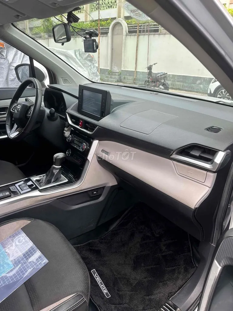 Toyota Veloz 2022 photo 5