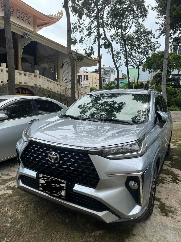 Toyota Veloz