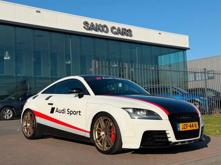 Audi Tt 2011 photo 3