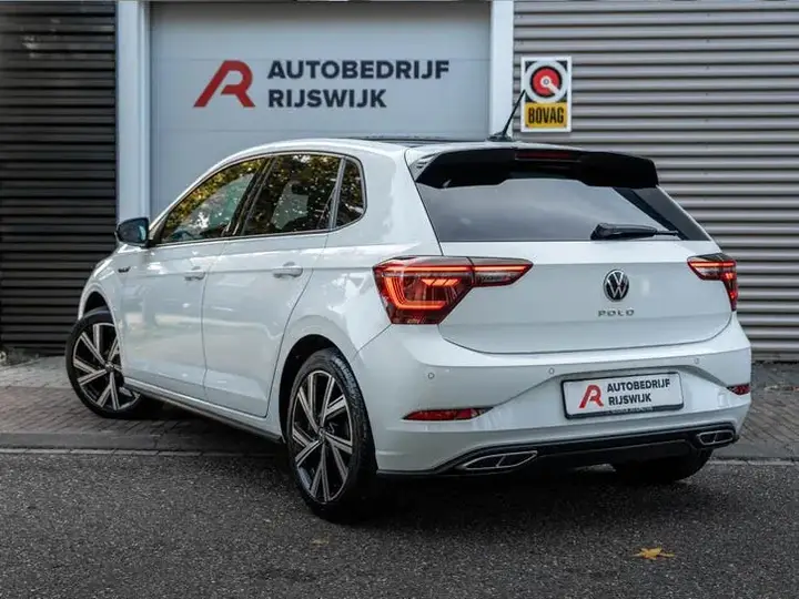 Volkswagen Polo 2023 photo 3