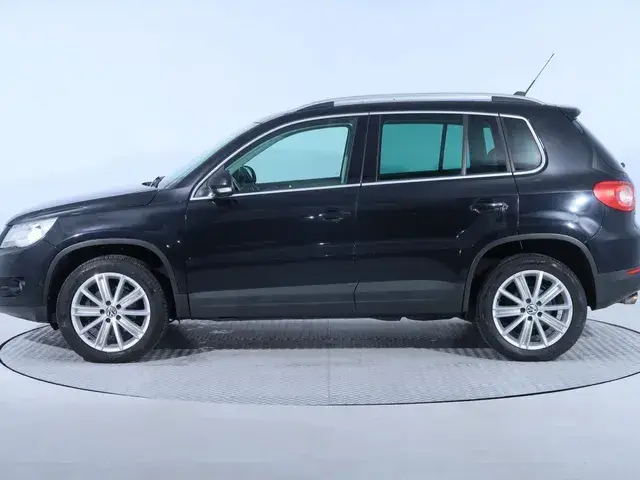 Volkswagen Tiguan 2010 photo 2
