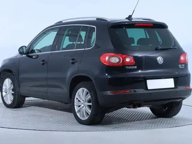 Volkswagen Tiguan 2010 photo 3