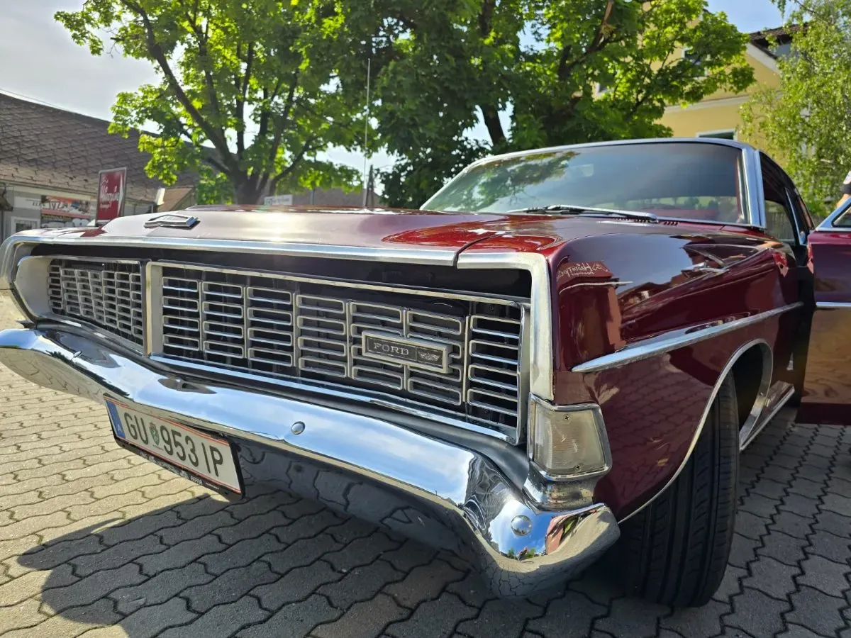 Ford Galaxie
