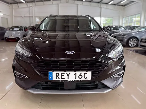 Ford Focus 2021 photo 2