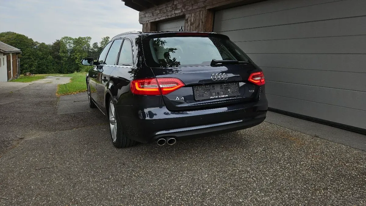 Audi A4 2015 photo 3