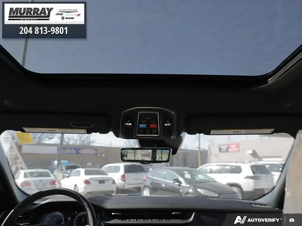 Jeep Grand Cherokee 2026 photo 5
